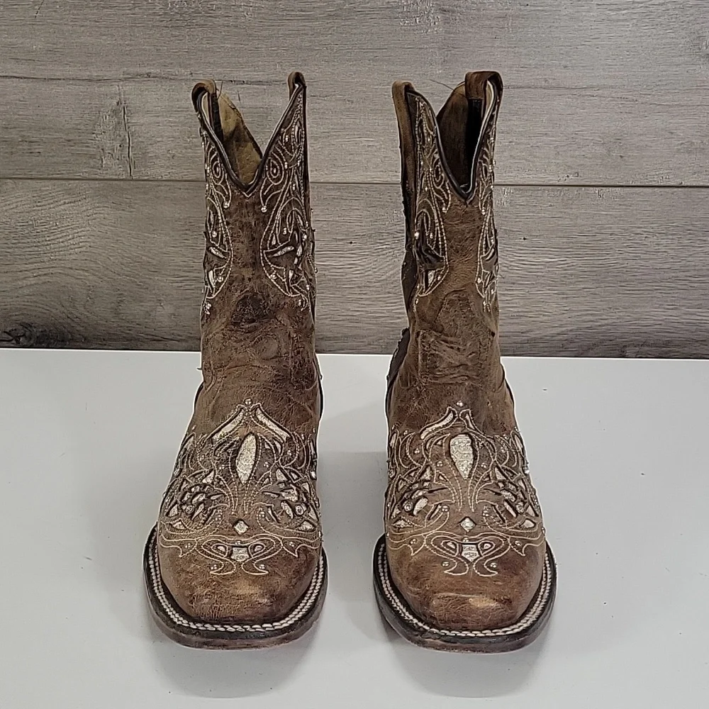 Brandon Cut-out Embellished Western Cowboy Short Boots - Brown Sz 8.5